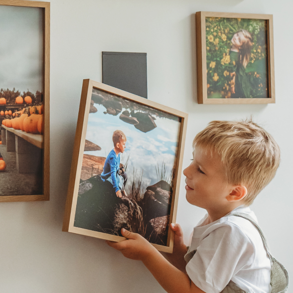 Mixtiles — The Simple And Easy Nail-Free Photo Frame